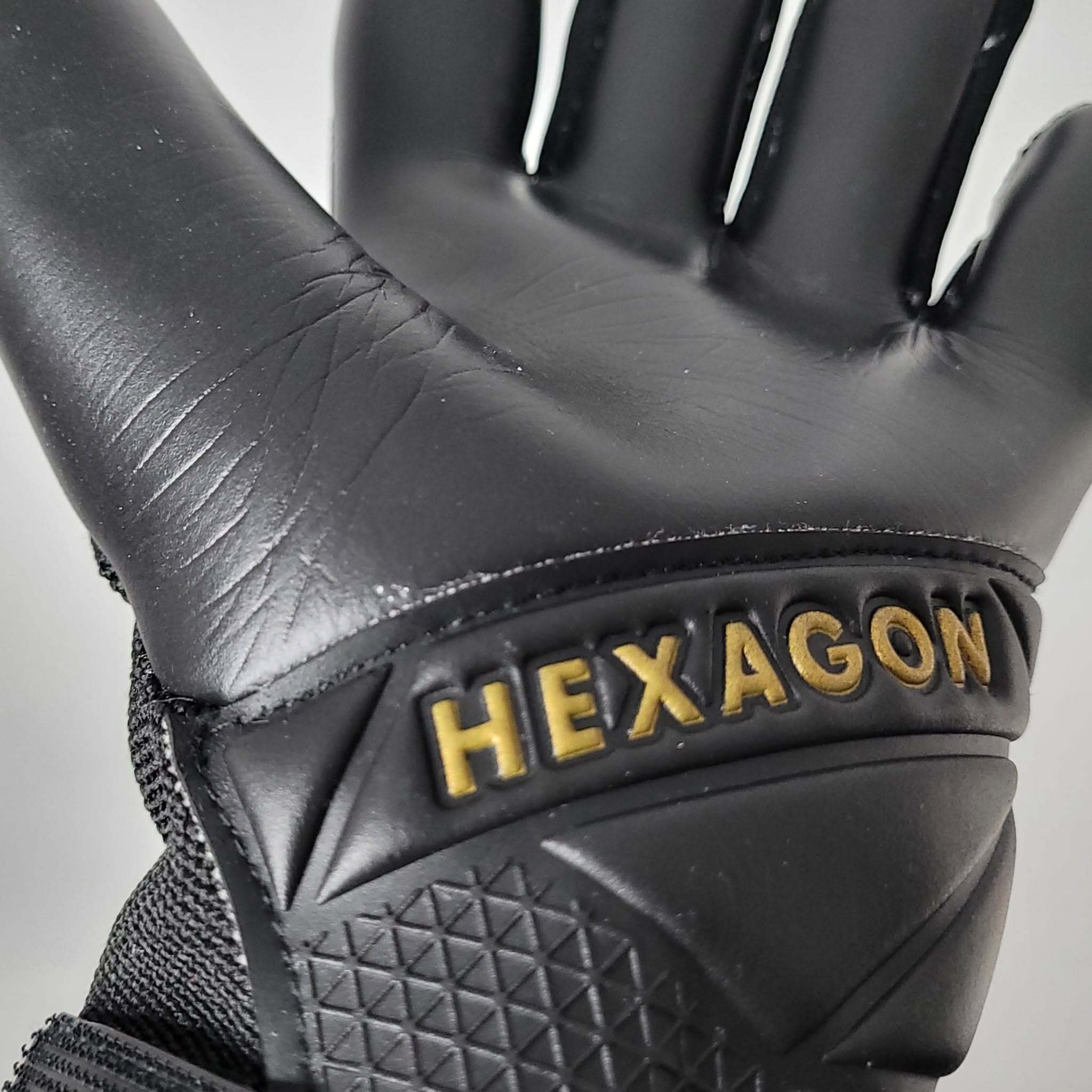 Hexagon GK fit and closure — heel guard and wrist strap